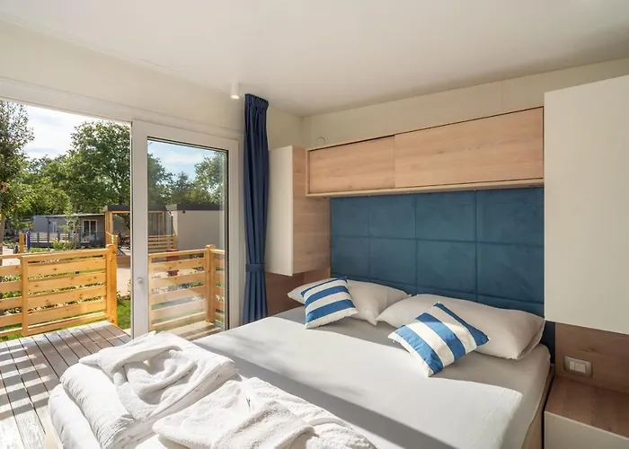 Eurocamp Mobile Homes At Park * Umag